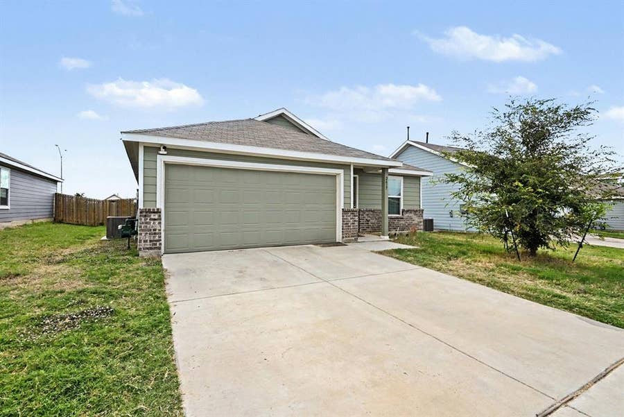 Property photo for 2617 Turtle Dove Drive, Fort Worth, TX
