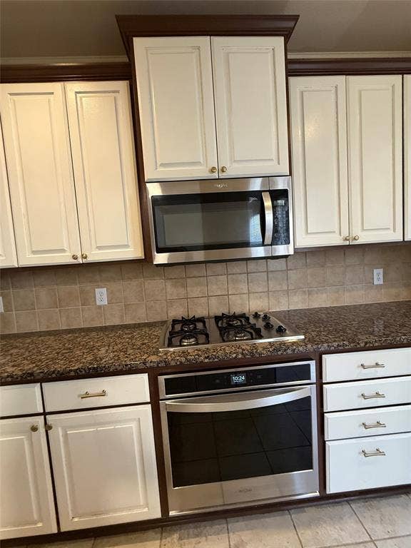 2525 Champagne Drive, Irving, TX 75038 2525 Champagne Drive, Irving, TX 75038