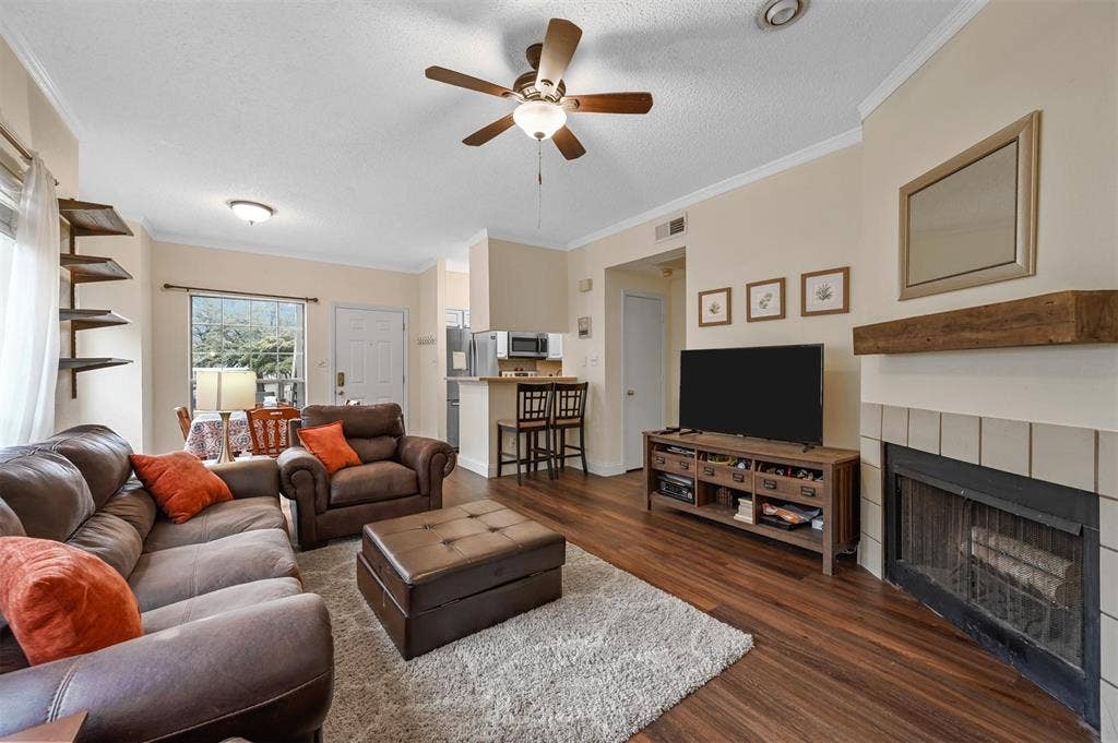 7151 Gaston Avenue, #1001, Dallas, TX 75214 7151 Gaston Avenue, #1001, Dallas, TX 75214