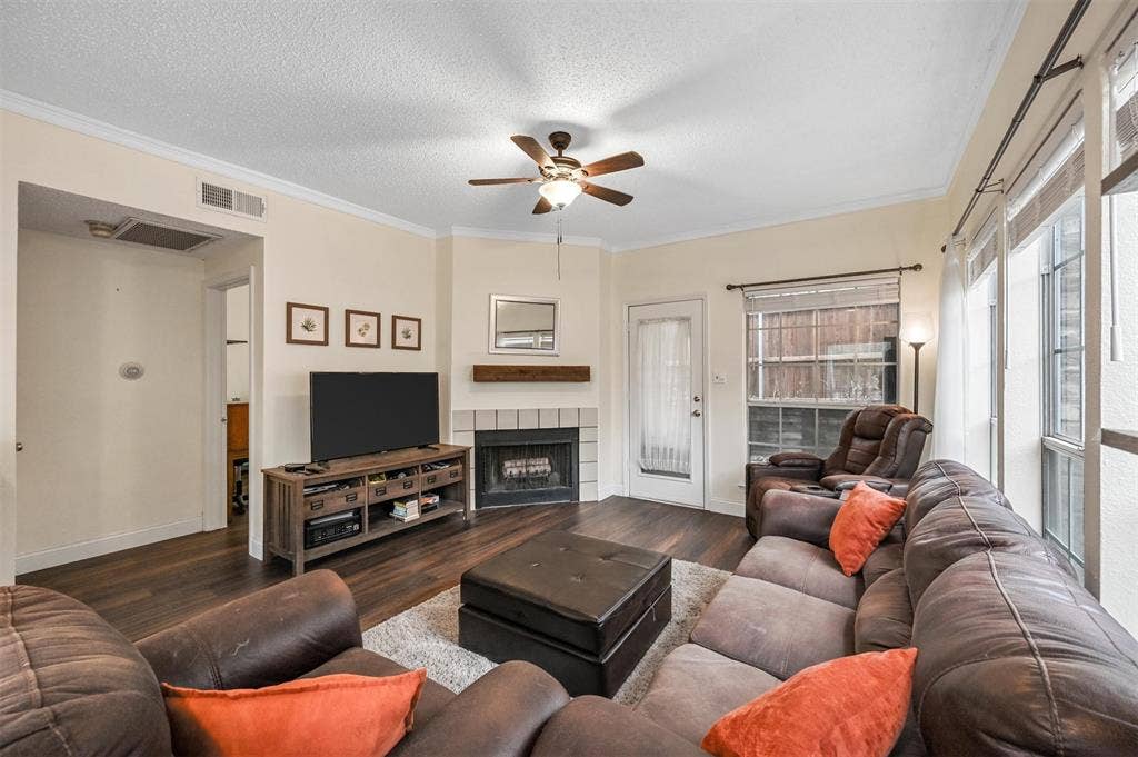 7151 Gaston Avenue, #1001, Dallas, TX 75214 7151 Gaston Avenue, #1001, Dallas, TX 75214