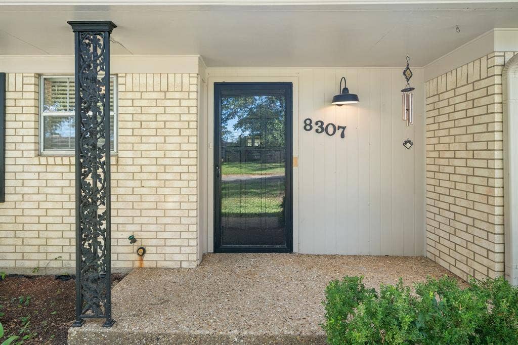 8307 Oxford Drive, Tyler, TX 75703 8307 Oxford Drive, Tyler, TX 75703