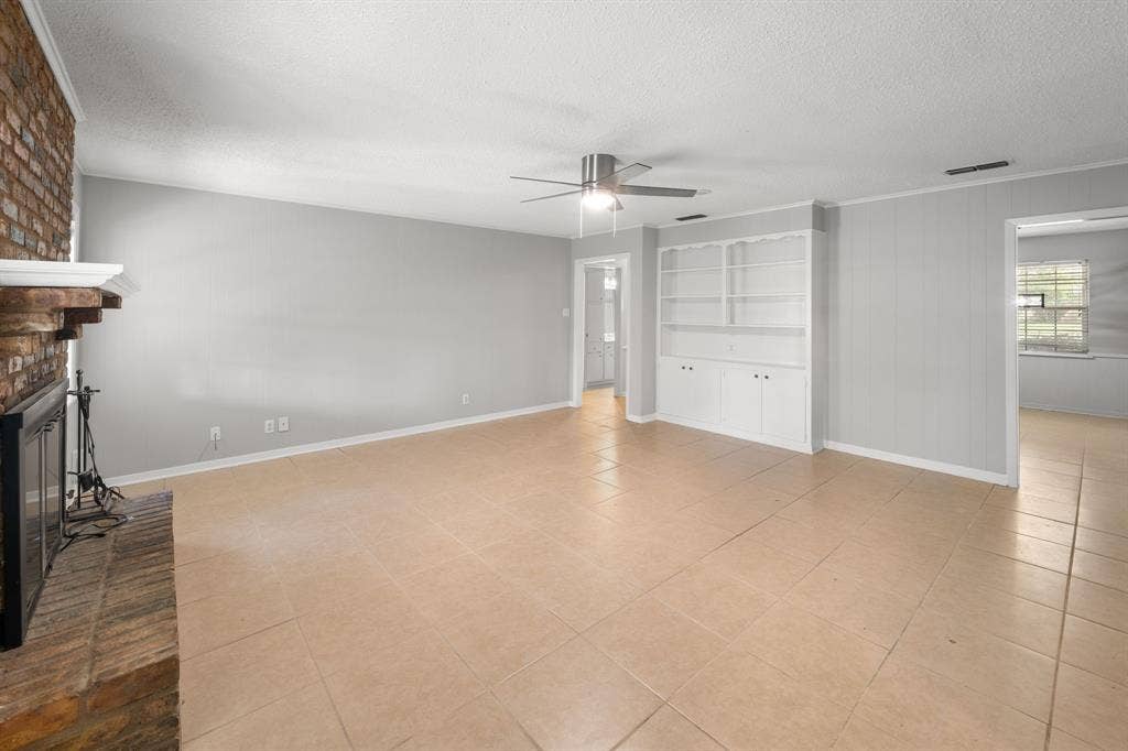 8307 Oxford Drive, Tyler, TX 75703 8307 Oxford Drive, Tyler, TX 75703