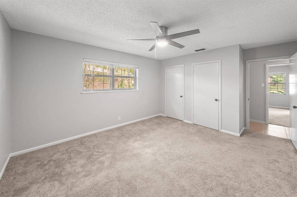 8307 Oxford Drive, Tyler, TX 75703 8307 Oxford Drive, Tyler, TX 75703