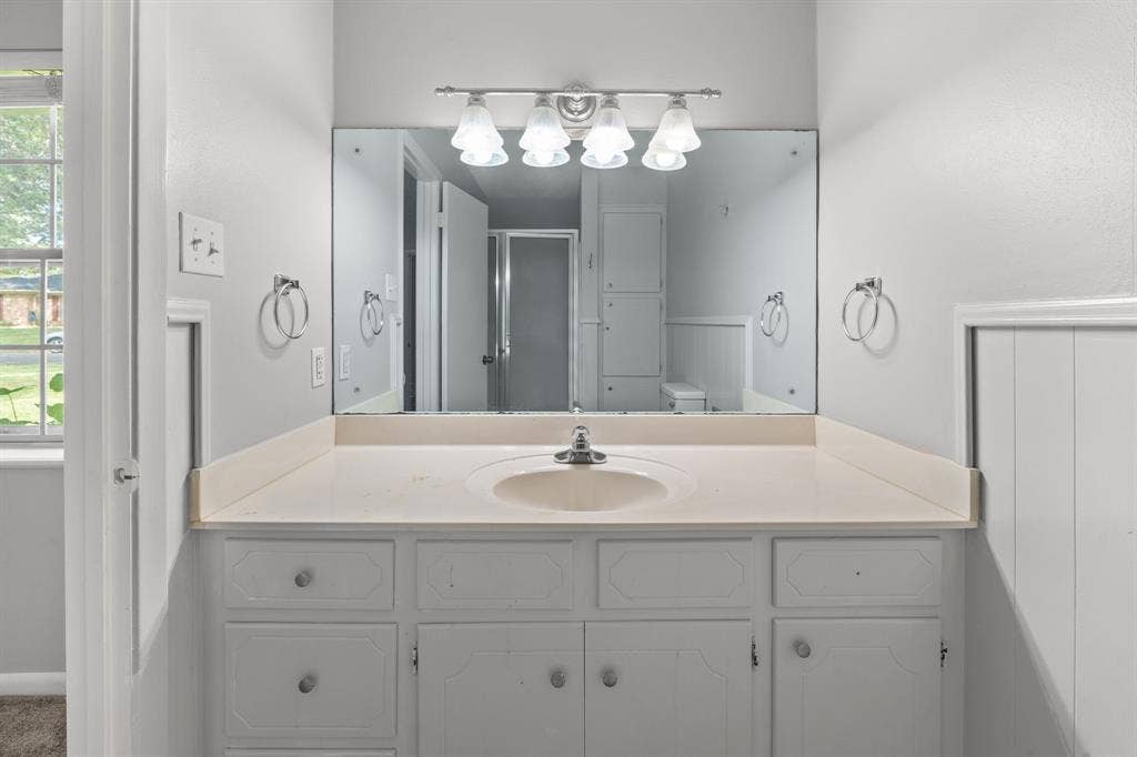 8307 Oxford Drive, Tyler, TX 75703 8307 Oxford Drive, Tyler, TX 75703