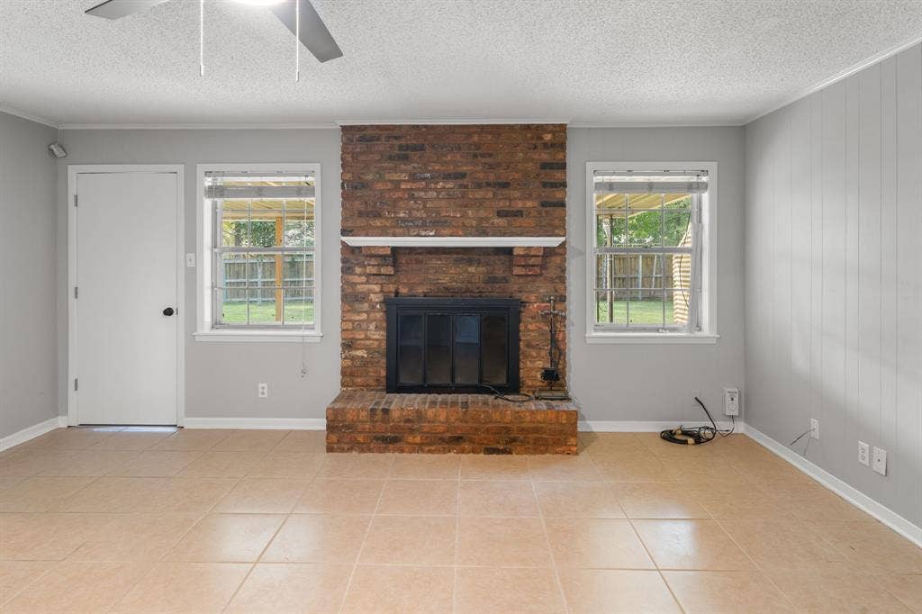 8307 Oxford Drive, Tyler, TX 75703 8307 Oxford Drive, Tyler, TX 75703