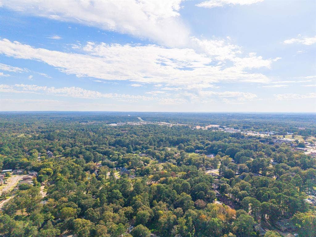 8307 Oxford Drive, Tyler, TX 75703 8307 Oxford Drive, Tyler, TX 75703