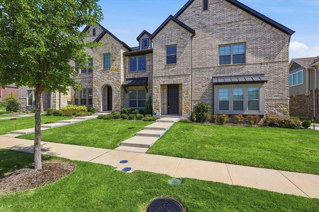 2537 Buttonbush Lane, Garland, TX 75042 2537 Buttonbush Lane, Garland, TX 75042