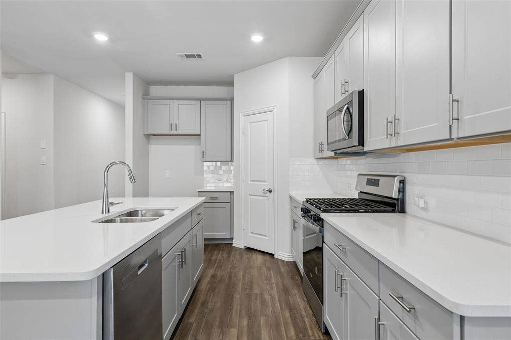 5339 Big Thicket Lane, Royse City, TX 75189 5339 Big Thicket Lane, Royse City, TX 75189
