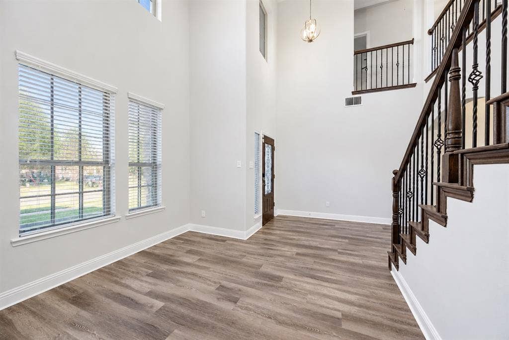 329 Noel Drive, McKinney, TX 75072 329 Noel Drive, McKinney, TX 75072