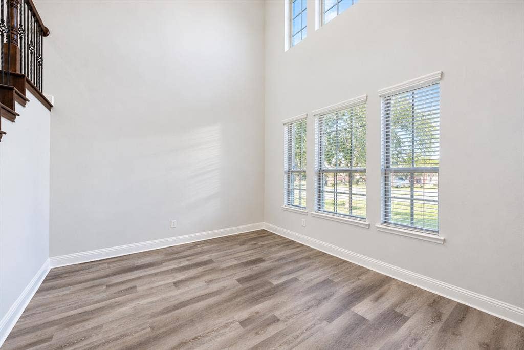 329 Noel Drive, McKinney, TX 75072 329 Noel Drive, McKinney, TX 75072