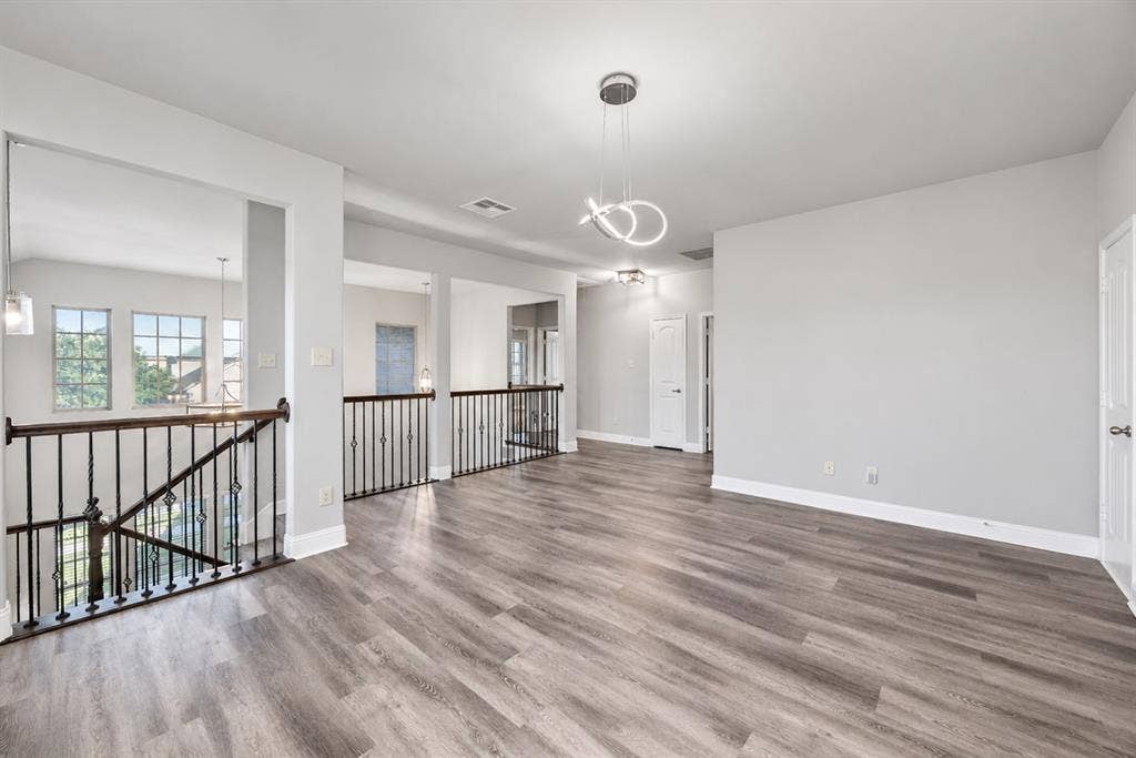 329 Noel Drive, McKinney, TX 75072 329 Noel Drive, McKinney, TX 75072