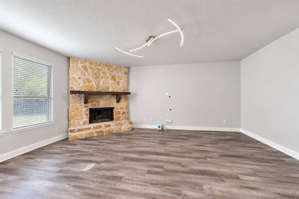 329 Noel Drive, McKinney, TX 75072 329 Noel Drive, McKinney, TX 75072