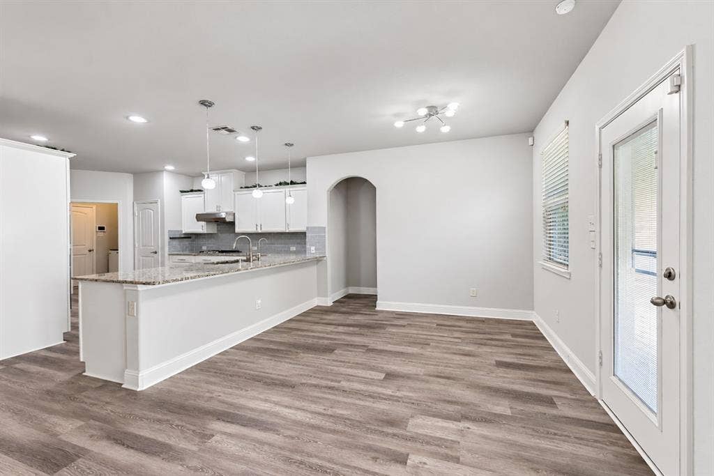 329 Noel Drive, McKinney, TX 75072 329 Noel Drive, McKinney, TX 75072