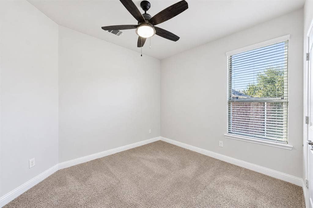 329 Noel Drive, McKinney, TX 75072 329 Noel Drive, McKinney, TX 75072