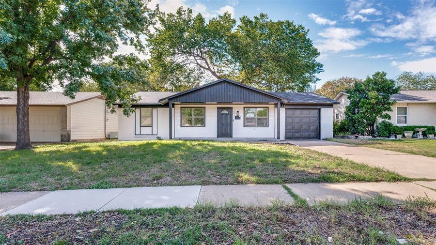 Property photo for 603 Donley Drive, Euless, TX