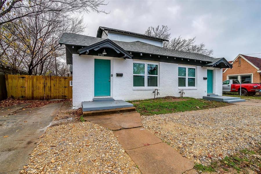 Property photo for 2722 E Vickery Boulevard, Fort Worth, TX