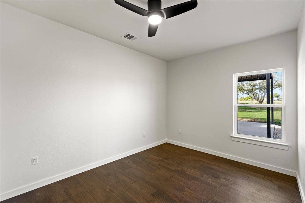 1025 Wyatt Lane, McGregor, TX 76657 1025 Wyatt Lane, McGregor, TX 76657