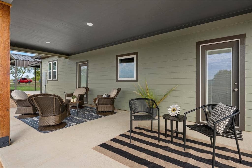 1025 Wyatt Lane, McGregor, TX 76657 1025 Wyatt Lane, McGregor, TX 76657