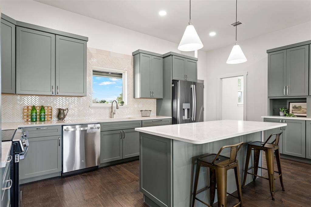 1025 Wyatt Lane, McGregor, TX 76657 1025 Wyatt Lane, McGregor, TX 76657