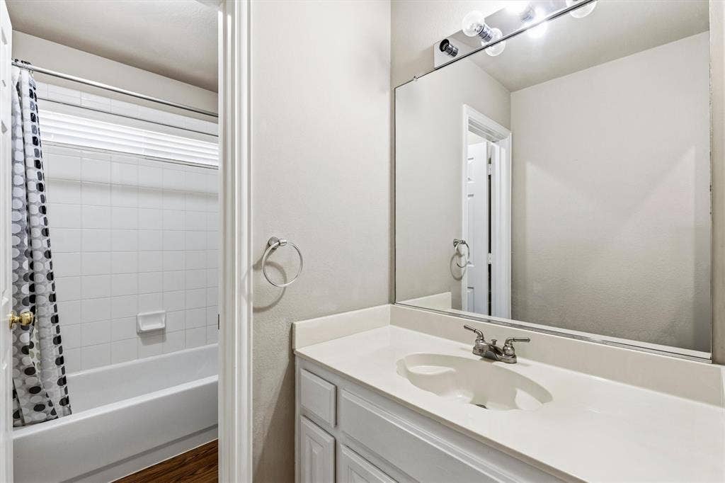 4136 Silverthorne Street, Richardson, TX 75082 4136 Silverthorne Street, Richardson, TX 75082