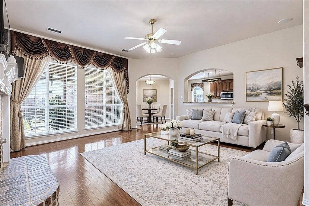 4136 Silverthorne Street, Richardson, TX 75082 Virtual staging