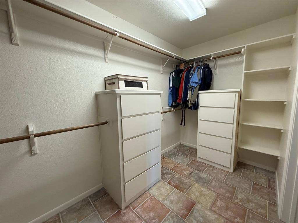 107 Pinnacle Court, Woodway, TX 76712 107 Pinnacle Court, Woodway, TX 76712