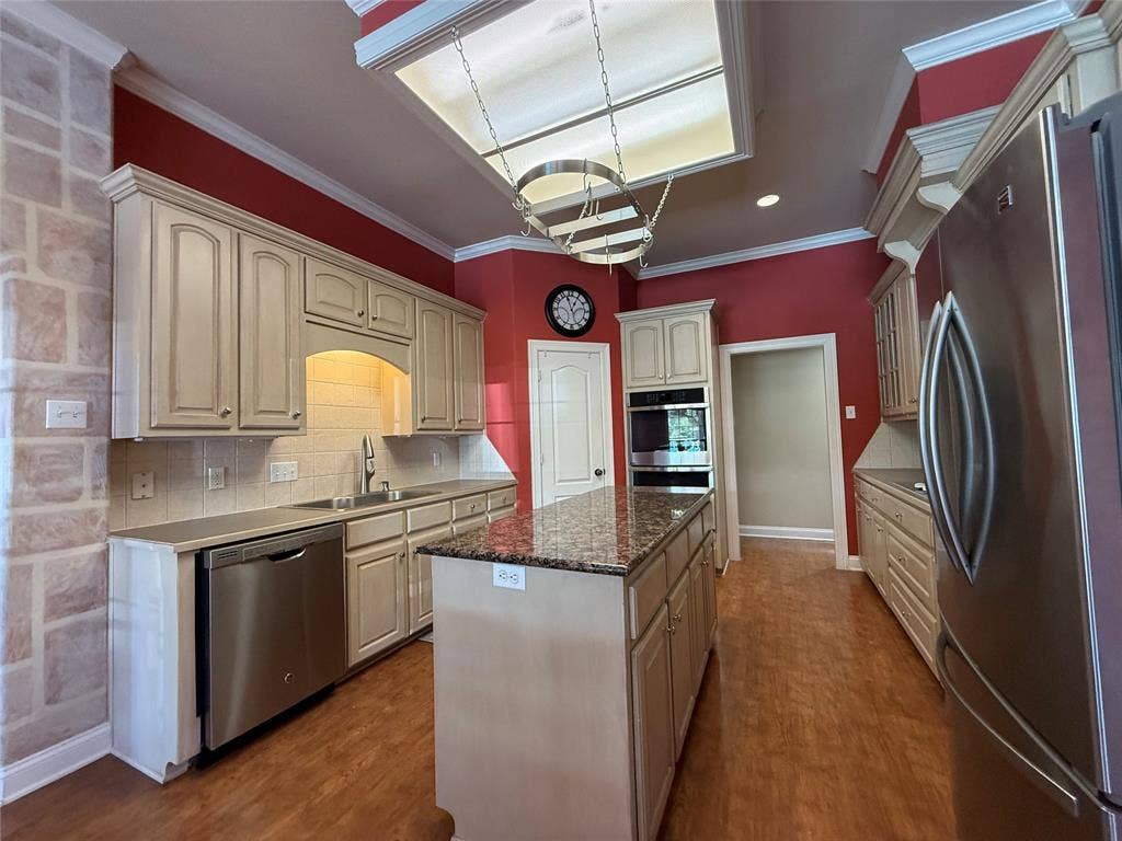 107 Pinnacle Court, Woodway, TX 76712 107 Pinnacle Court, Woodway, TX 76712