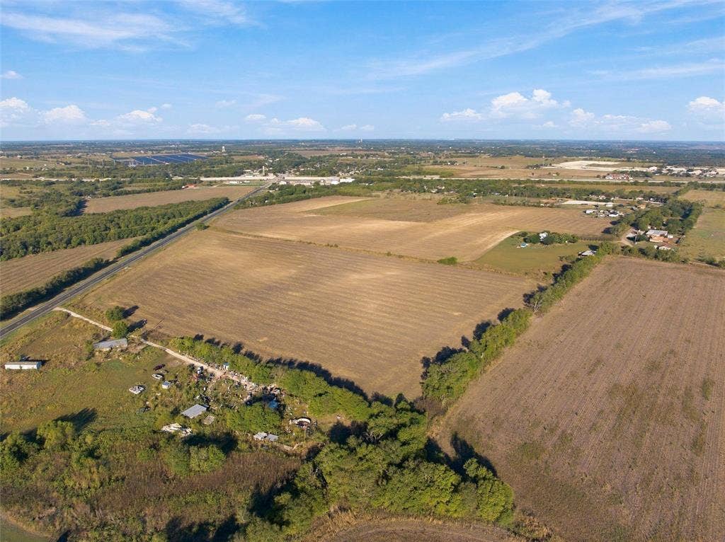 187.85 HWY 7, Eddy, TX 76524
