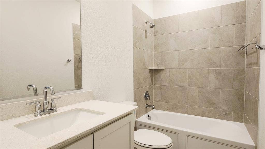 3105 Cottonwood Lane, McKinney, TX 75071 3105 Cottonwood Lane, McKinney, TX 75071