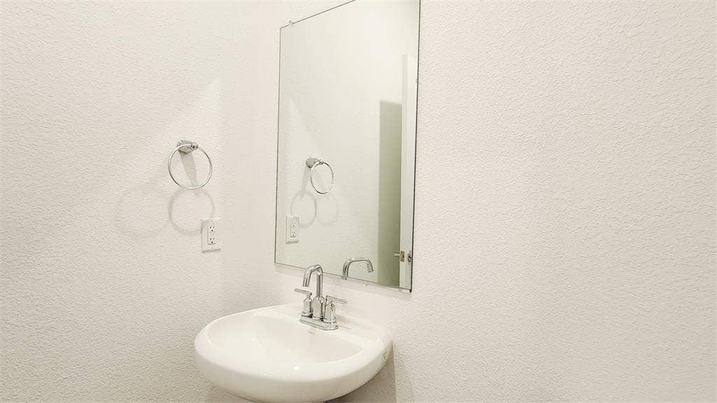 3105 Cottonwood Lane, McKinney, TX 75071 3105 Cottonwood Lane, McKinney, TX 75071