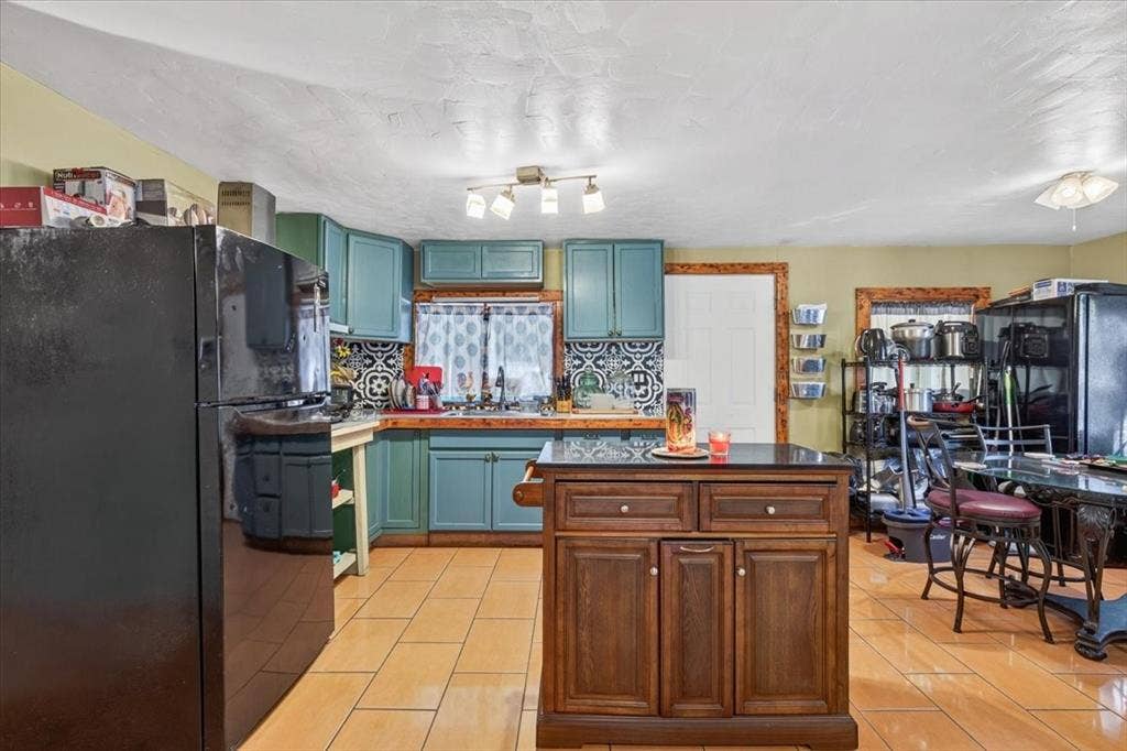 128 Butler Trail, Gun Barrel City, TX 75156