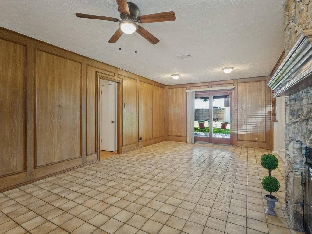 2912 Linden Lea, Irving, TX 75061 Huge Den with wood burning fireplace
