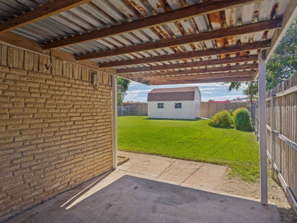 2912 Linden Lea, Irving, TX 75061 Addl parking secured behind front fence