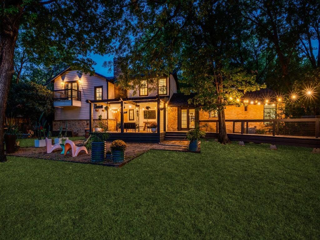 9825 Angora Street, Dallas, TX 75218 9825 Angora Street, Dallas, TX 75218