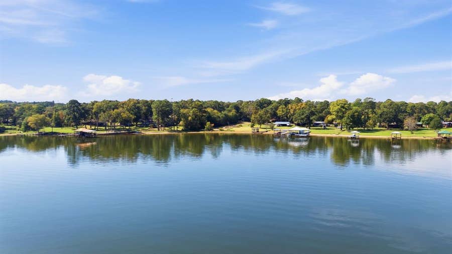Property photo for 20715 Parkside Street, Chandler, TX
