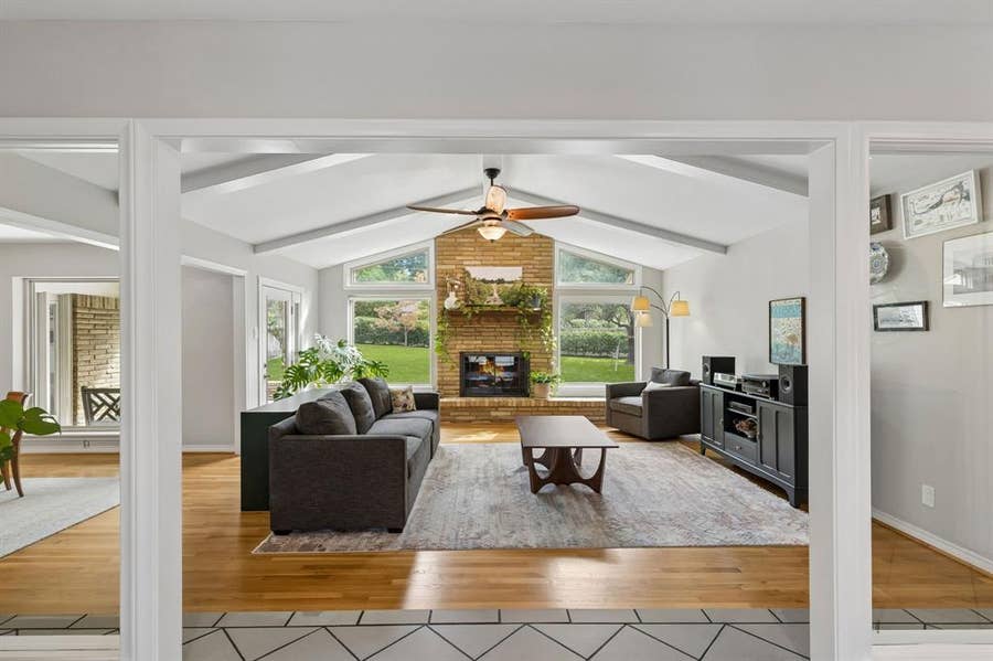Property photo for 14032 Hillcrest Road, Dallas, TX