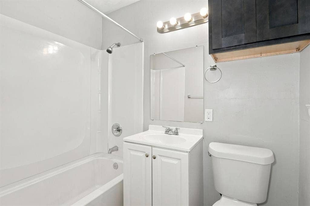 13316 Flagstone Lane, Dallas, TX 75240 13316 Flagstone Lane, Dallas, TX 75240