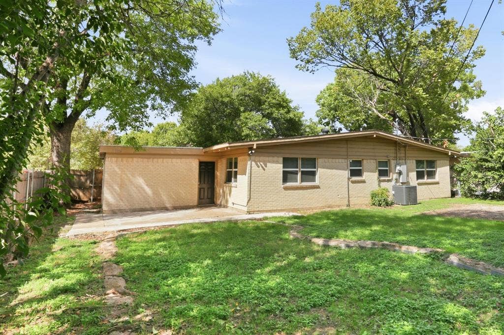 13316 Flagstone Lane, Dallas, TX 75240 13316 Flagstone Lane, Dallas, TX 75240