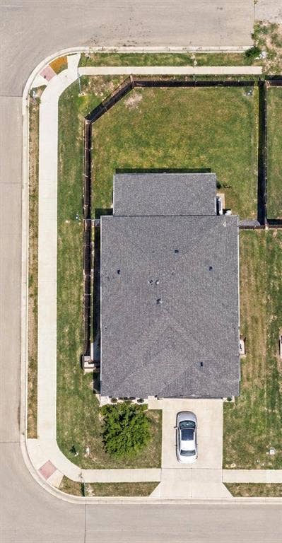 Generous backyard