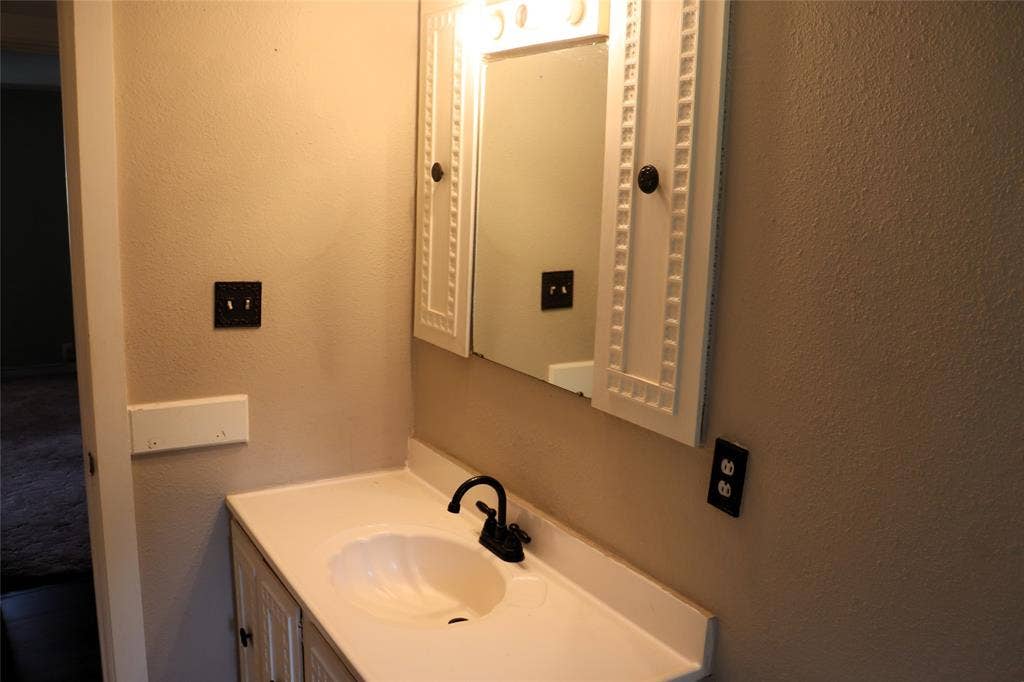 4366 E Interstate 30, Campbell, TX 75422 4366 E Interstate 30, Campbell, TX 75422