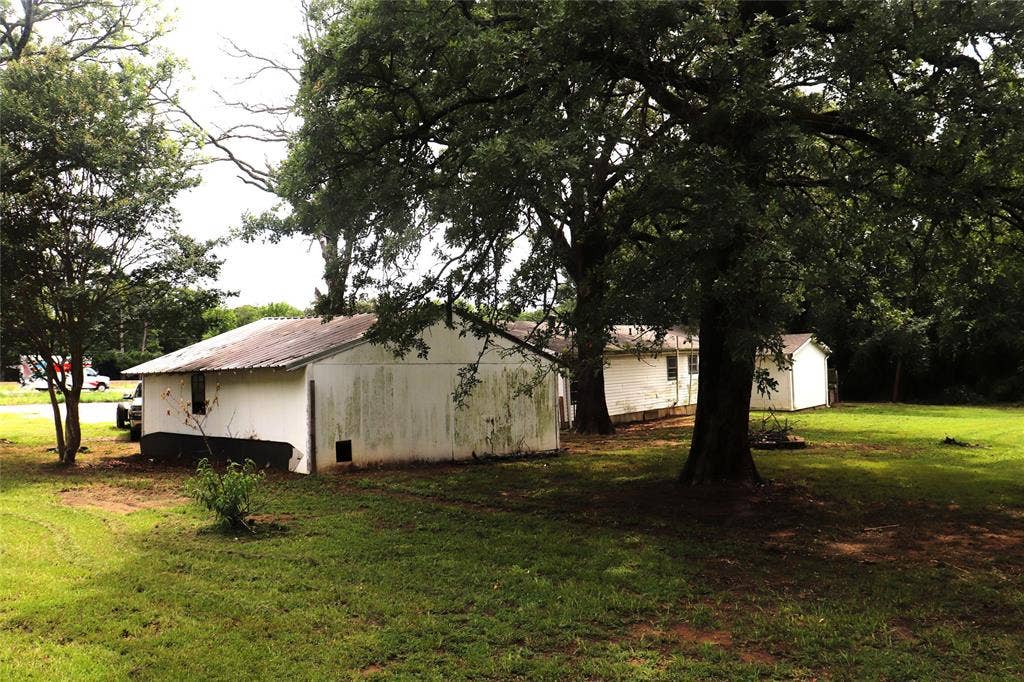 4366 E Interstate 30, Campbell, TX 75422 4366 E Interstate 30, Campbell, TX 75422