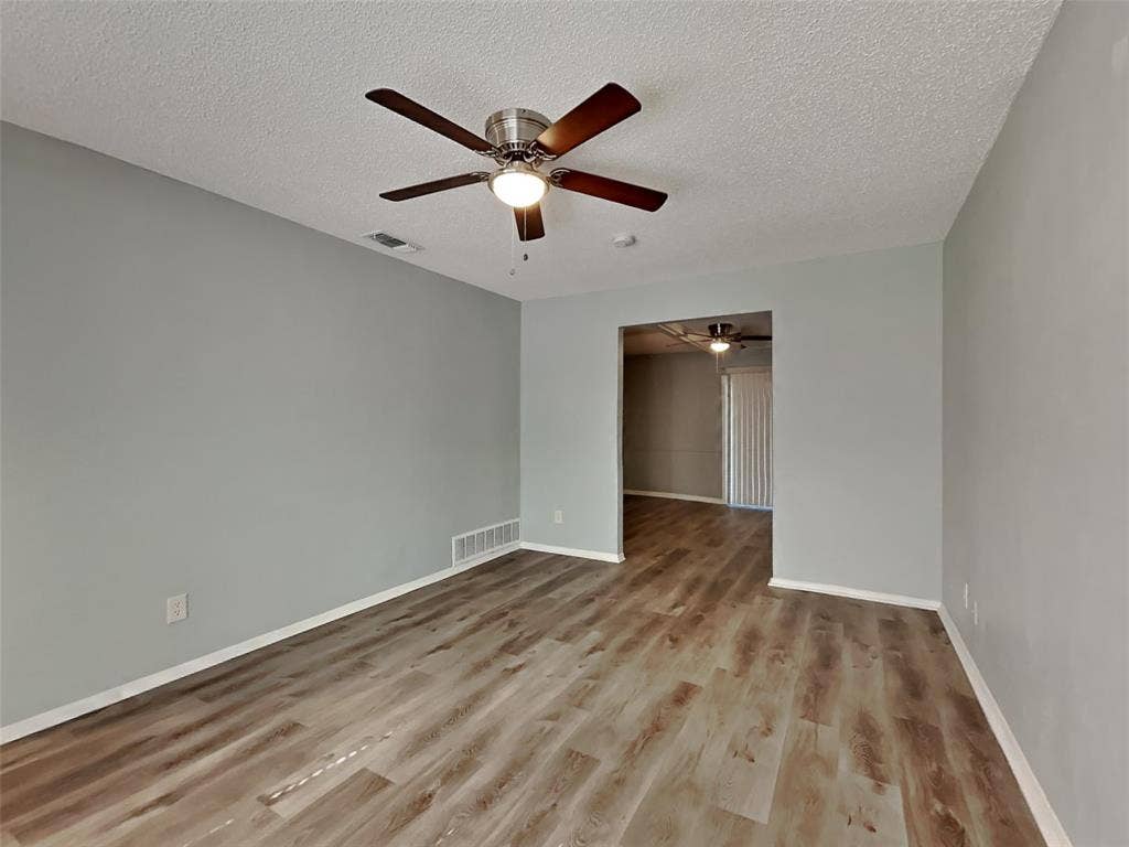 1525 Gardenside Drive, Dallas, TX 75217 1525 Gardenside Drive, Dallas, TX 75217