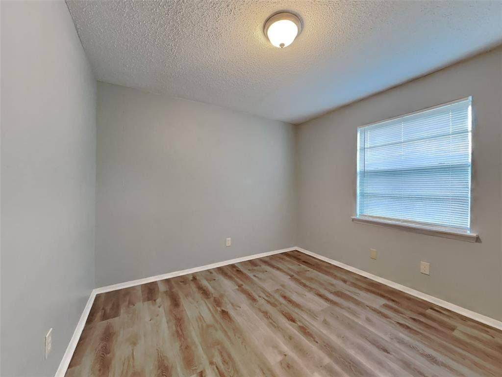 1525 Gardenside Drive, Dallas, TX 75217 1525 Gardenside Drive, Dallas, TX 75217