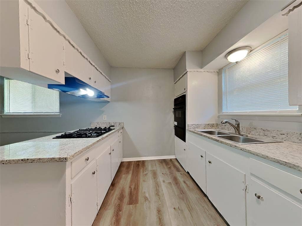 1525 Gardenside Drive, Dallas, TX 75217 1525 Gardenside Drive, Dallas, TX 75217