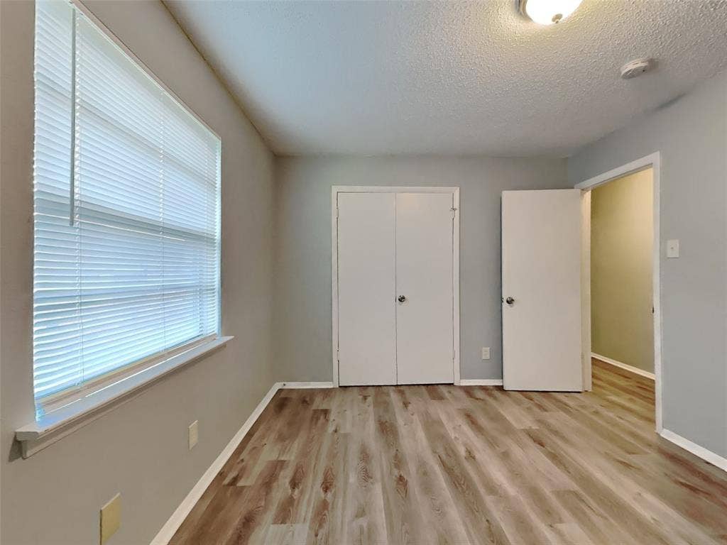1525 Gardenside Drive, Dallas, TX 75217 1525 Gardenside Drive, Dallas, TX 75217