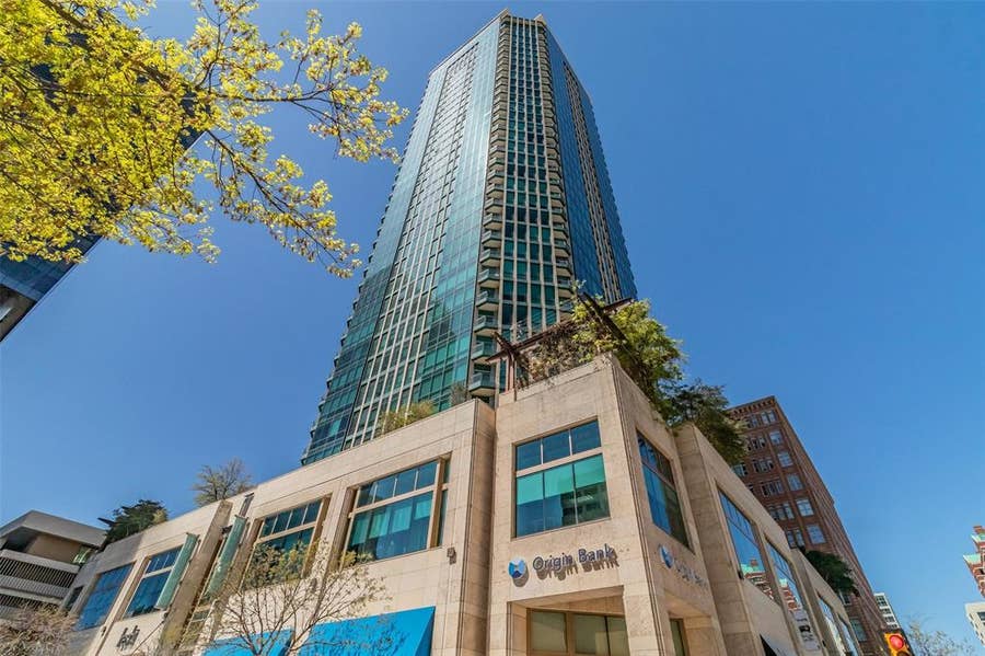 Property photo for 500 Throckmorton Street, #2011, Fort Worth, TX