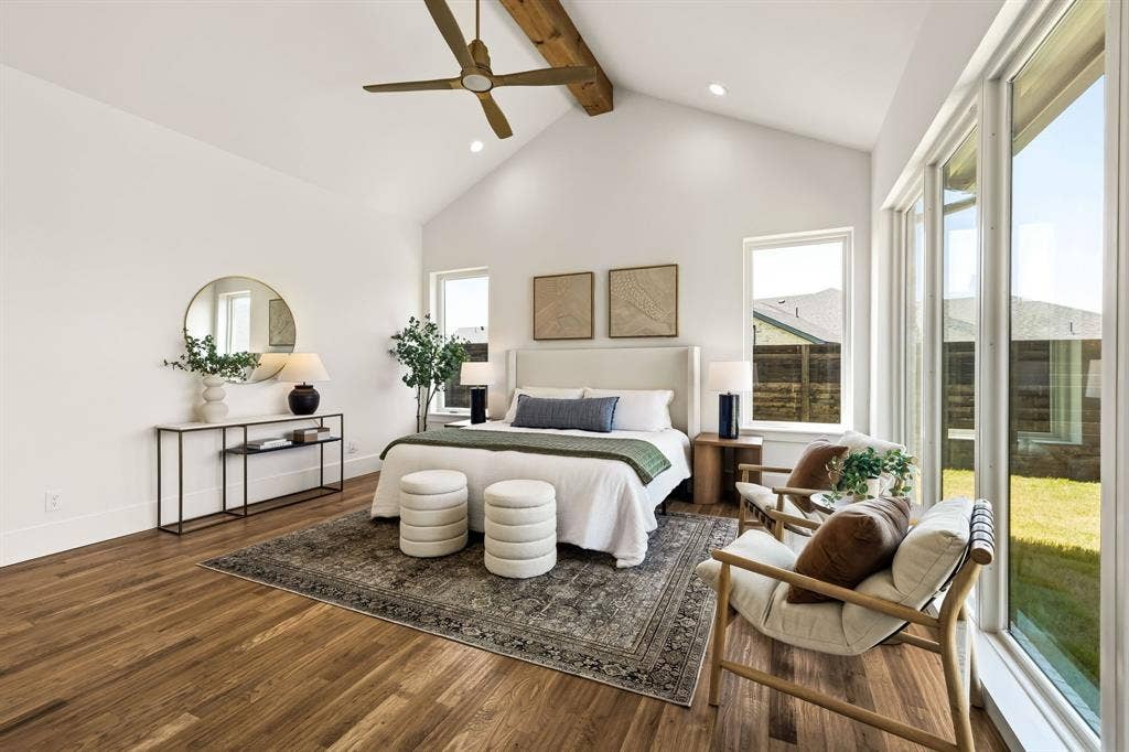 1217 Whisper Rock Drive, Rockwall, TX 75032 Vaulted ceiling, floor to ceiling windows