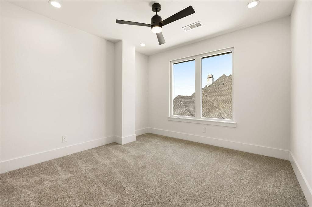 1217 Whisper Rock Drive, Rockwall, TX 75032 Upstairs bedroom 2 w/ ensuite bathroom