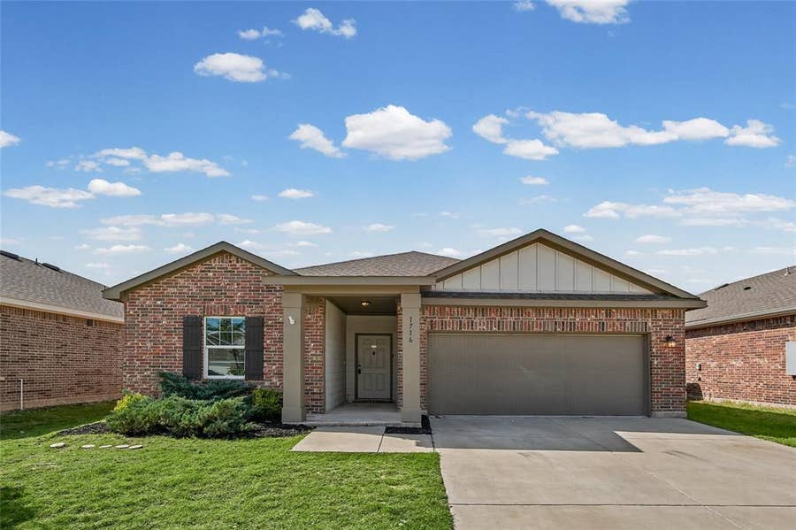 Property photo for 1716 Escondido Drive, Fort Worth, TX