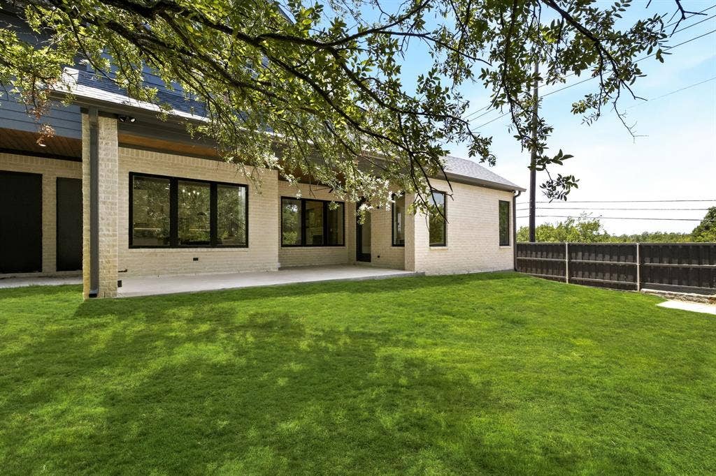 1222 Whisper Rock Drive, Rockwall, TX 75032 1222 Whisper Rock Drive, Rockwall, TX 75032